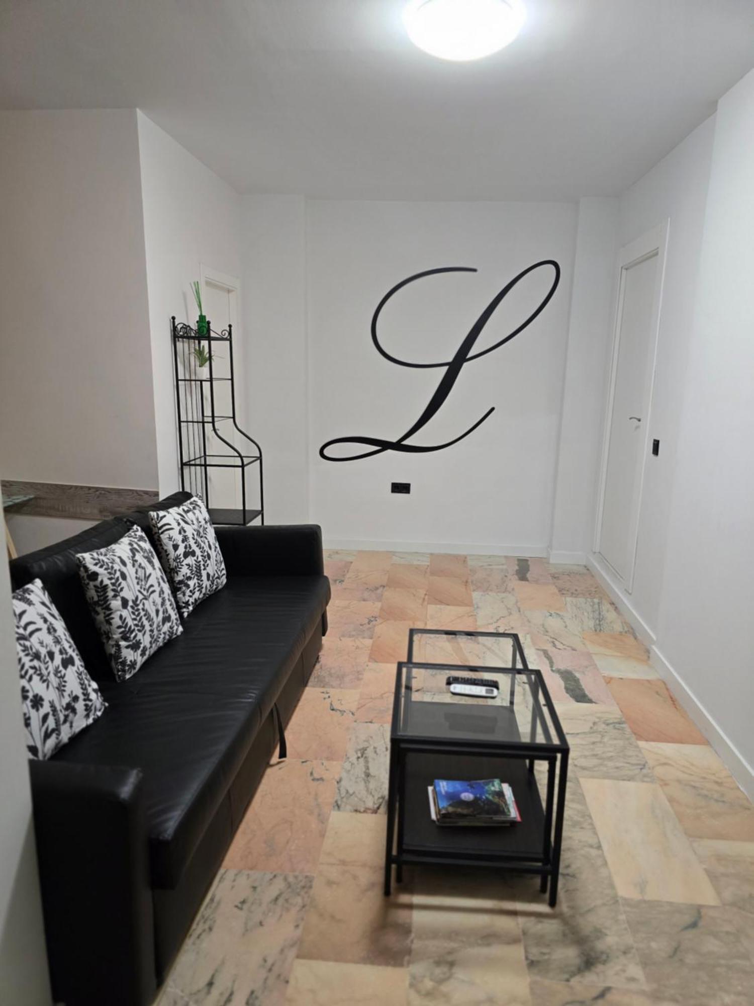 Lhome Seville