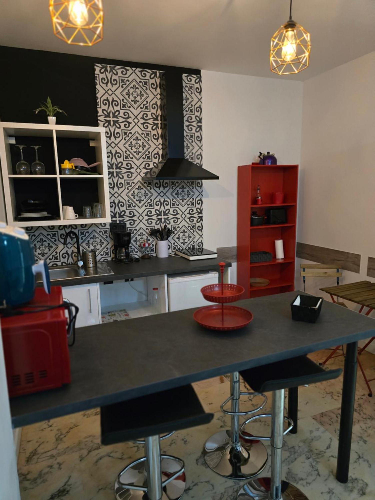 Lhome Seville